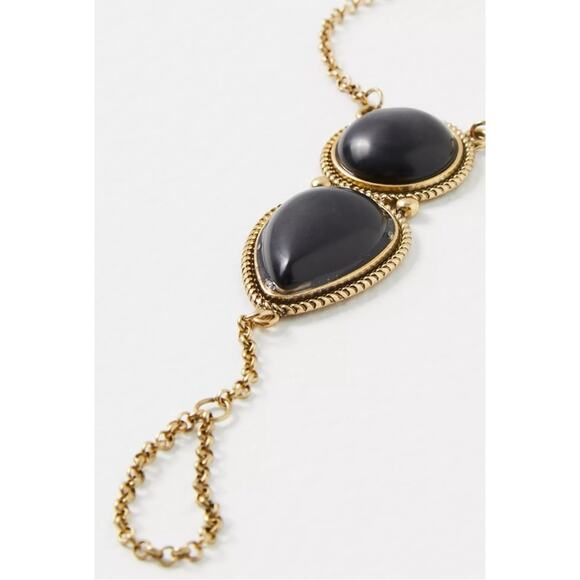 Free People Adele Hand Chain in Gold Onyx NWT Bohemian Bracelet Ring OS - Picture 2 of 10